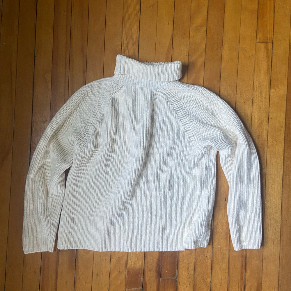 Lands End cream cropped turtleneck